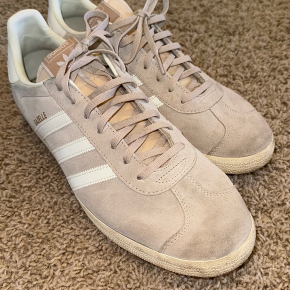 Tan Adidas Gazelle - Picture 3 of 3